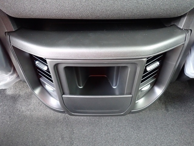 2025 Ram 1500 Tradesman photo 13