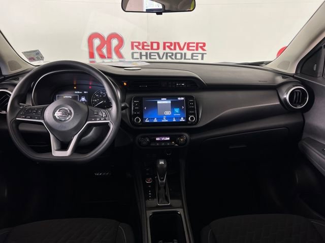 2021 Nissan Kicks SV photo 11