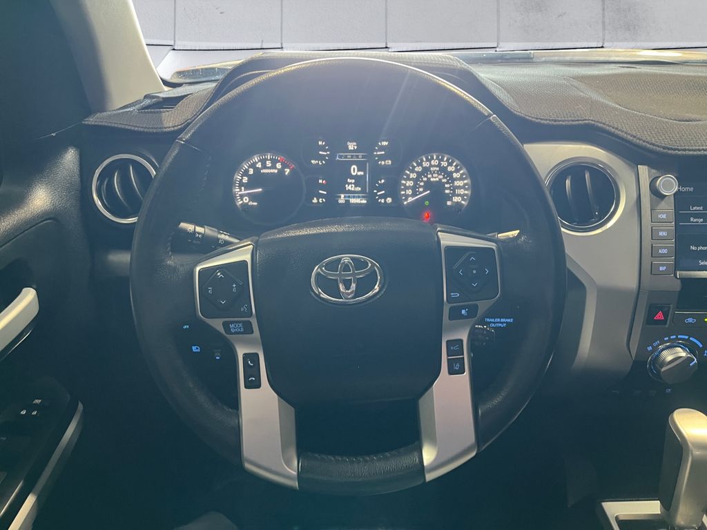 2021 Toyota Tundra SR5 CrewMax photo 7