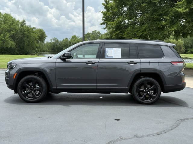 2024 Jeep Grand Cherokee Limited photo 4
