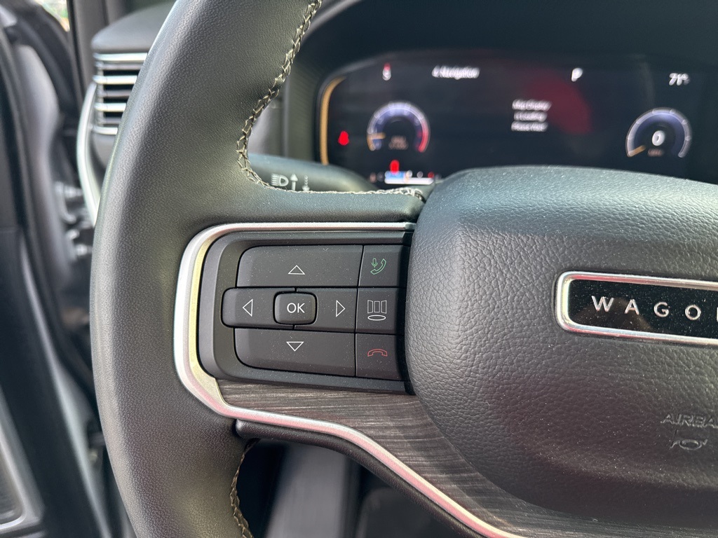 2023 Jeep Wagoneer L Series II photo 8