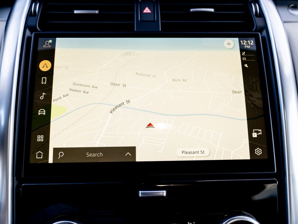 2024 Land Rover Discovery SE photo 25
