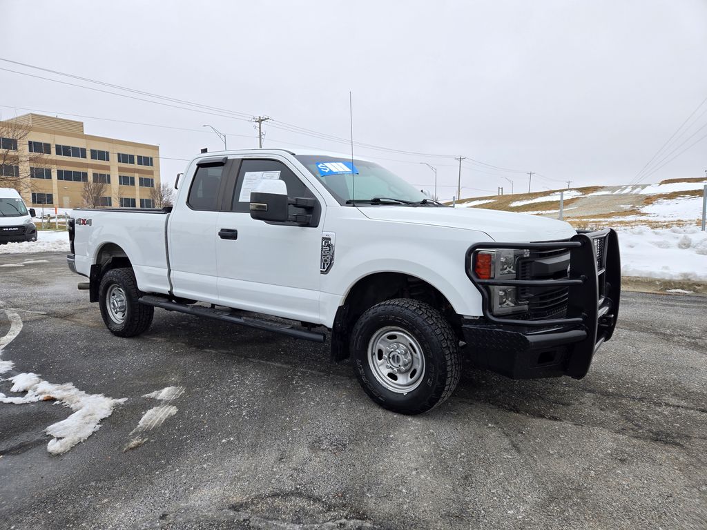 2017 Ford F-250 Super Duty XL's photo