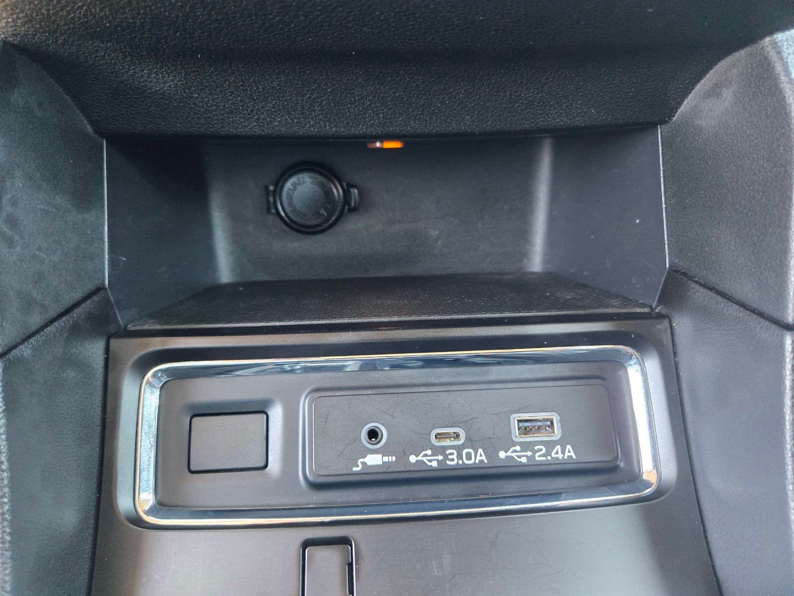 2023 Subaru Ascent Onyx Edition photo 17