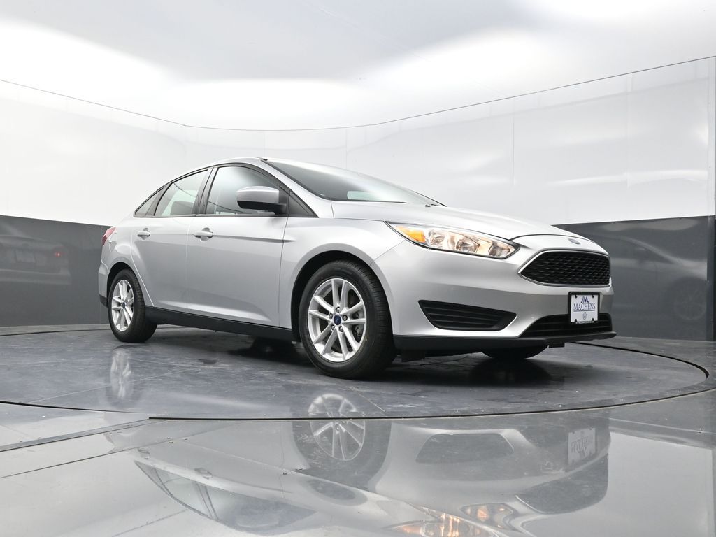 2018 Ford Focus SE photo 18