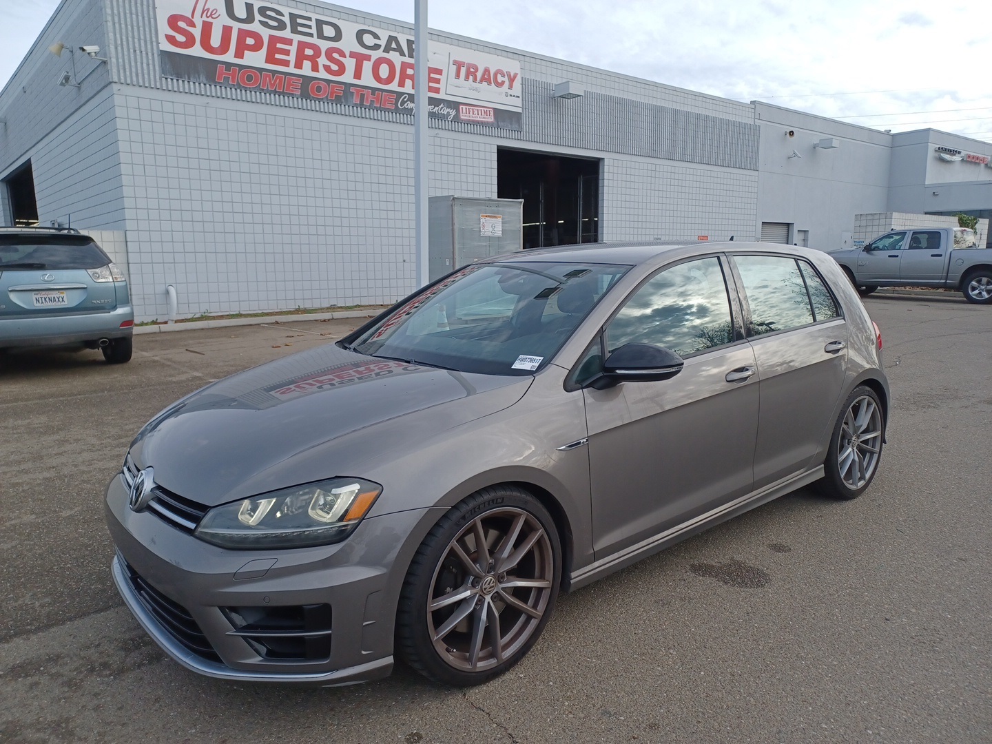 2017 Volkswagen Golf R R's photo