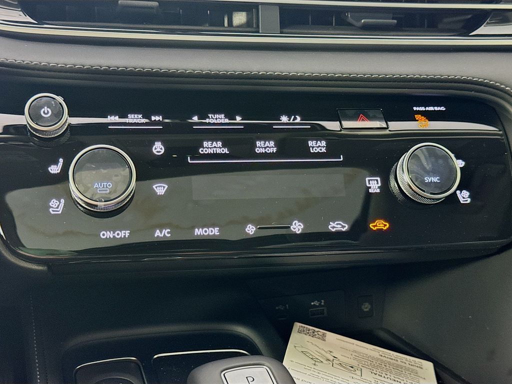 2025 Infiniti QX60 Luxe photo 17