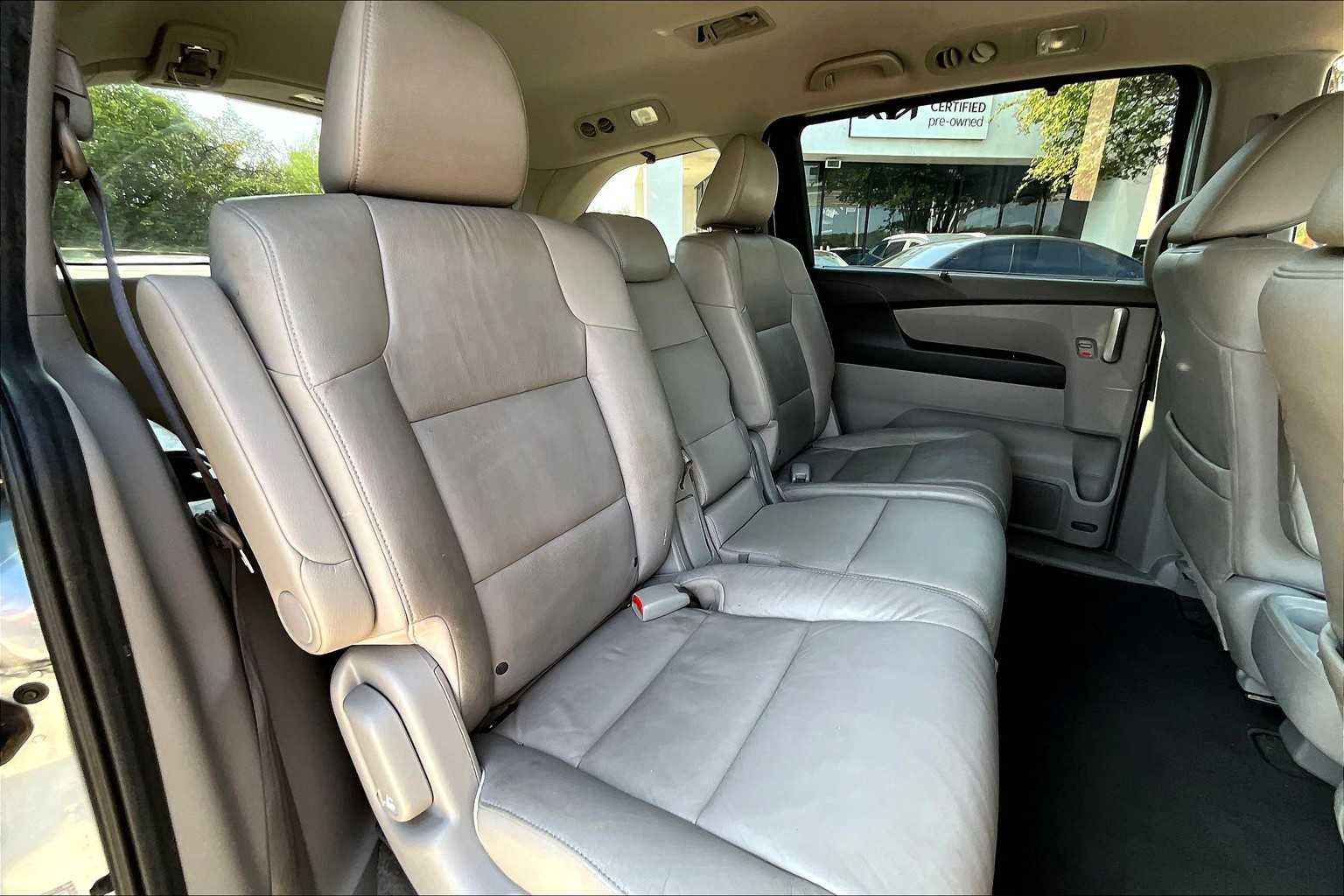 2012 Honda Odyssey EX-L photo 18