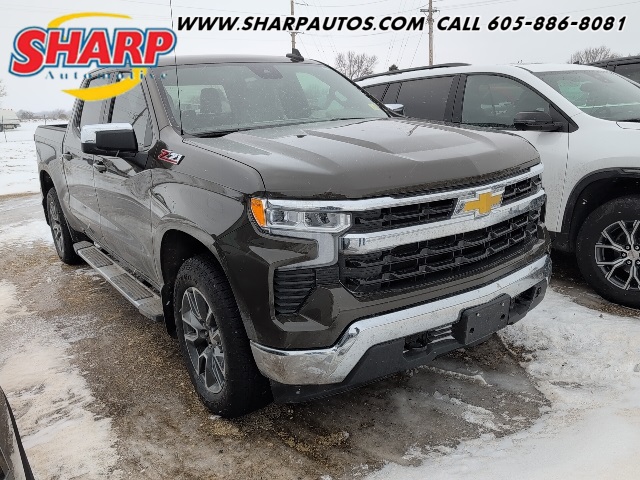 2024 Chevrolet Silverado 1500 LT's photo