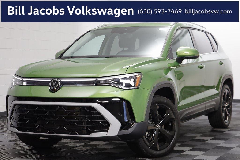 2025 Volkswagen Taos SEL's photo