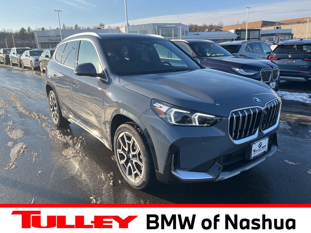 2026 BMW X1 28i's photo