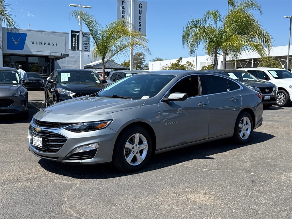 2023 Chevrolet Malibu 1LT photo 4