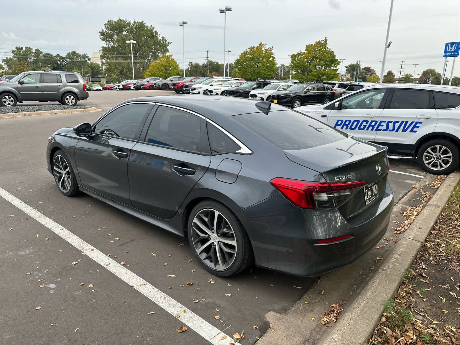 2024 Honda Civic Touring photo 3
