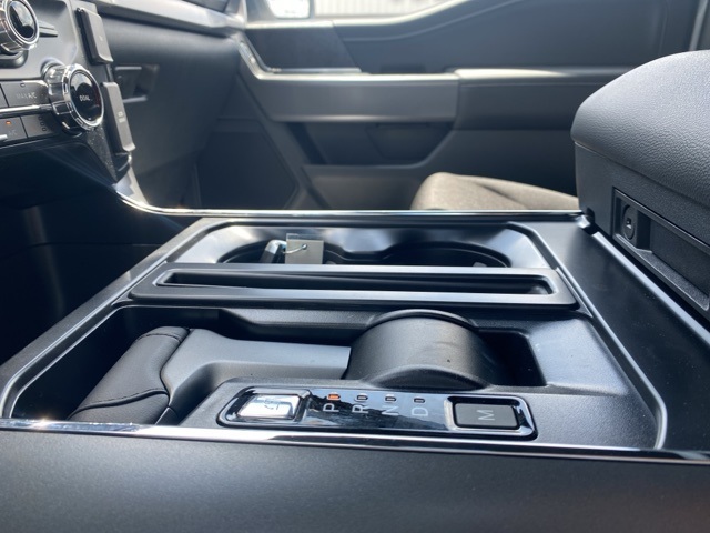 2025 Ford F-150 XLT photo 34