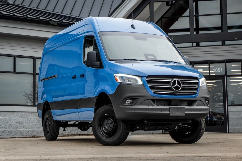 2025 Mercedes-Benz Sprinter Cargo Van Base's photo