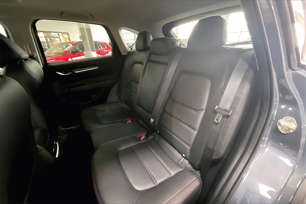 2025 MAZDA CX-5 - Image 9