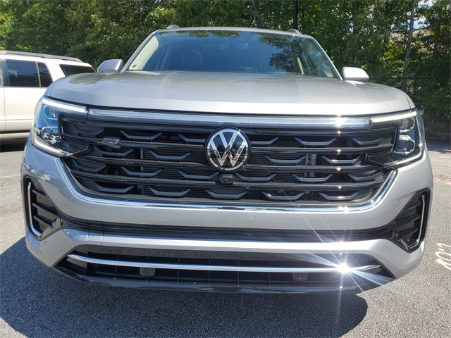 2026 Volkswagen Atlas SEL Premium R-Line photo 2