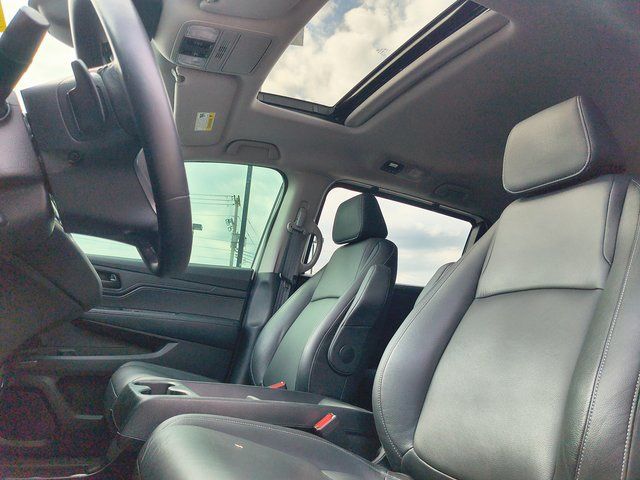 2023 Honda Odyssey EX-L photo 3