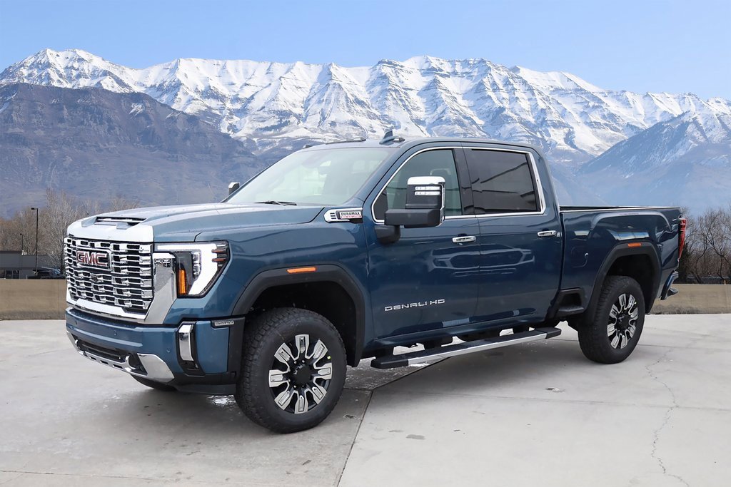 2026 Gmc Sierra 3500 HD Denali photo 2