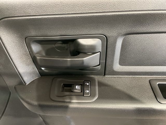 2025 Ram 2500 Tradesman photo 36