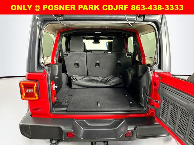2021 Jeep Wrangler Unlimited Sahara photo 21