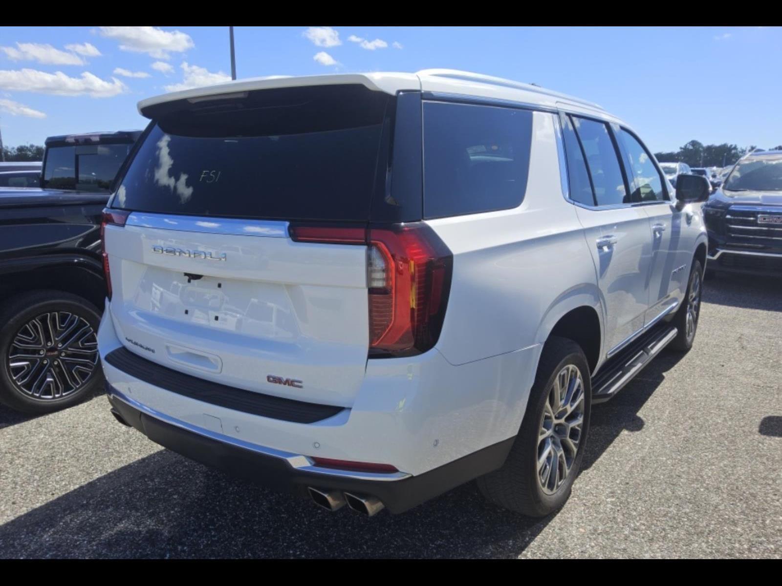 2025 Gmc Yukon Denali photo 2