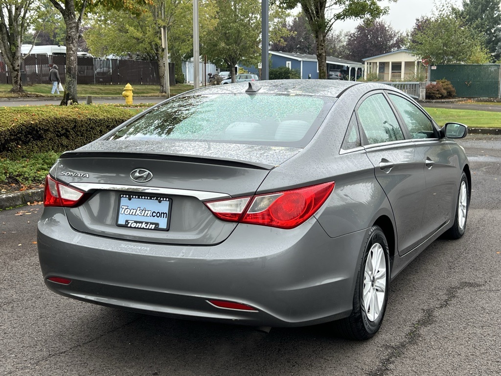 2013 Hyundai Sonata GLS photo 4