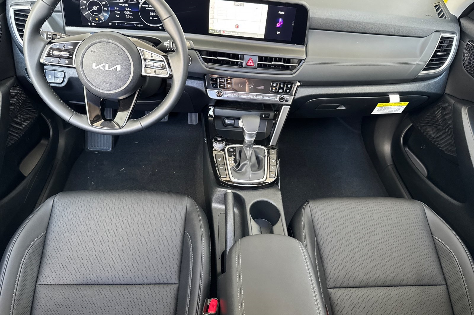 2026 Kia Seltos EX photo 9