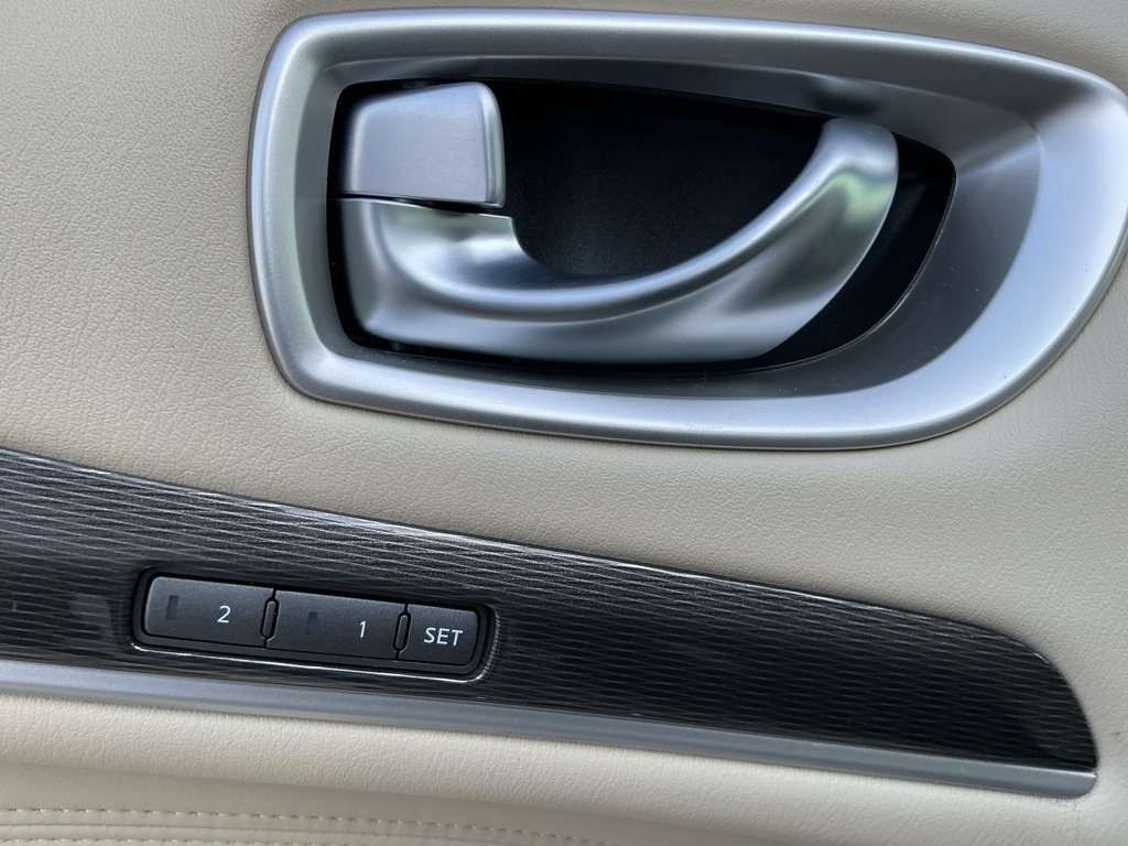 2016 Infiniti QX60 Base photo 20