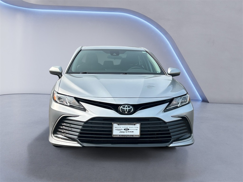 2024 Toyota Camry LE photo 8