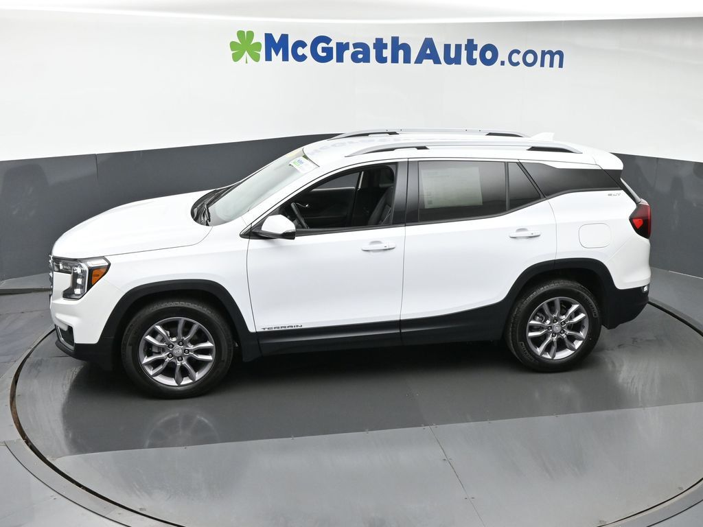 2024 Gmc Terrain SLT photo 12