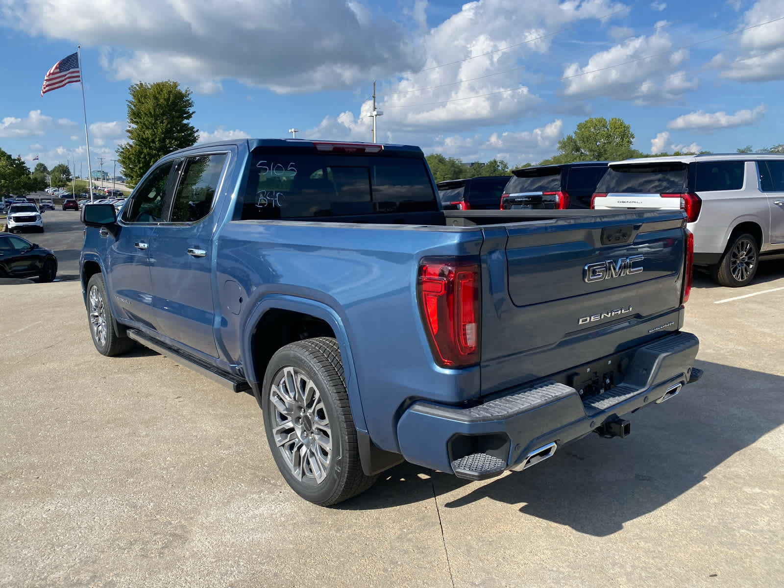2026 Gmc Sierra 1500 Denali Ultimate photo 8