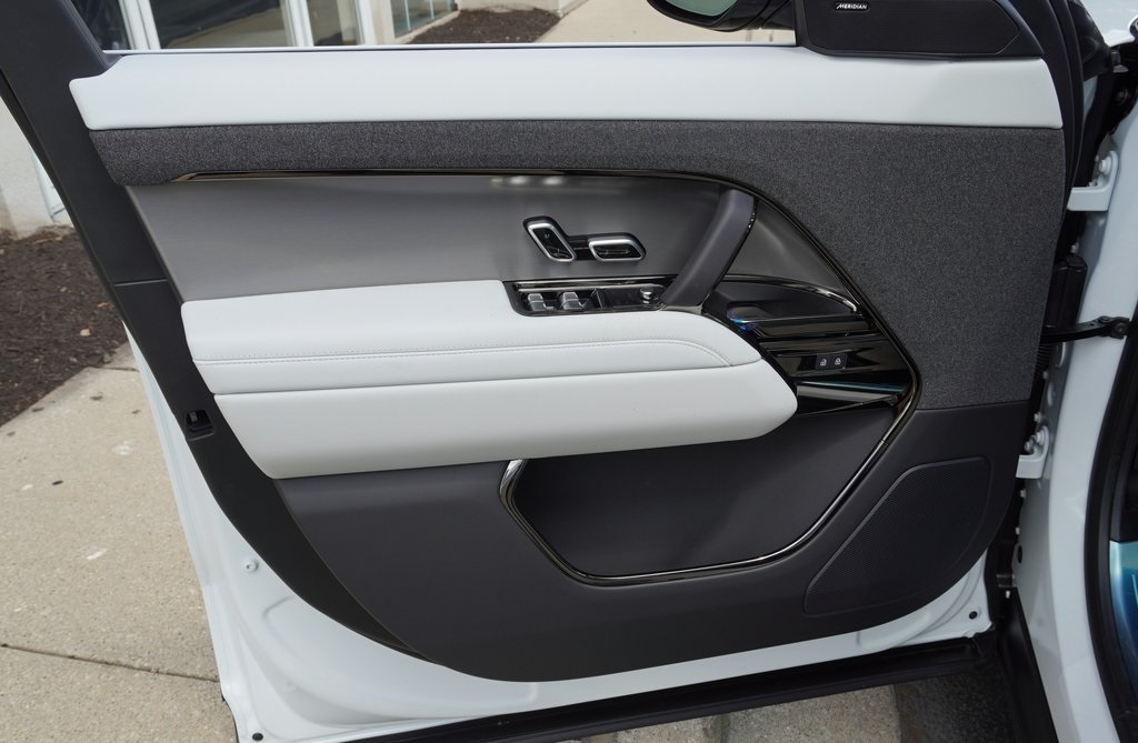 2025 LAND ROVER RANGE ROVER SPORT - Image 10