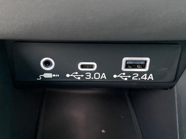 2025 Subaru Legacy Limited photo 10