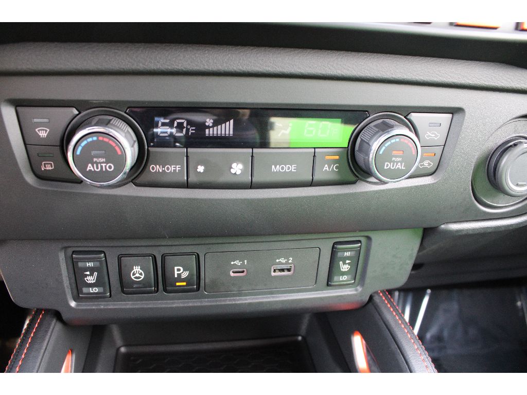 2025 Nissan Frontier PRO-4X photo 22