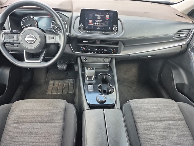 2023 Nissan Rogue SV photo 20