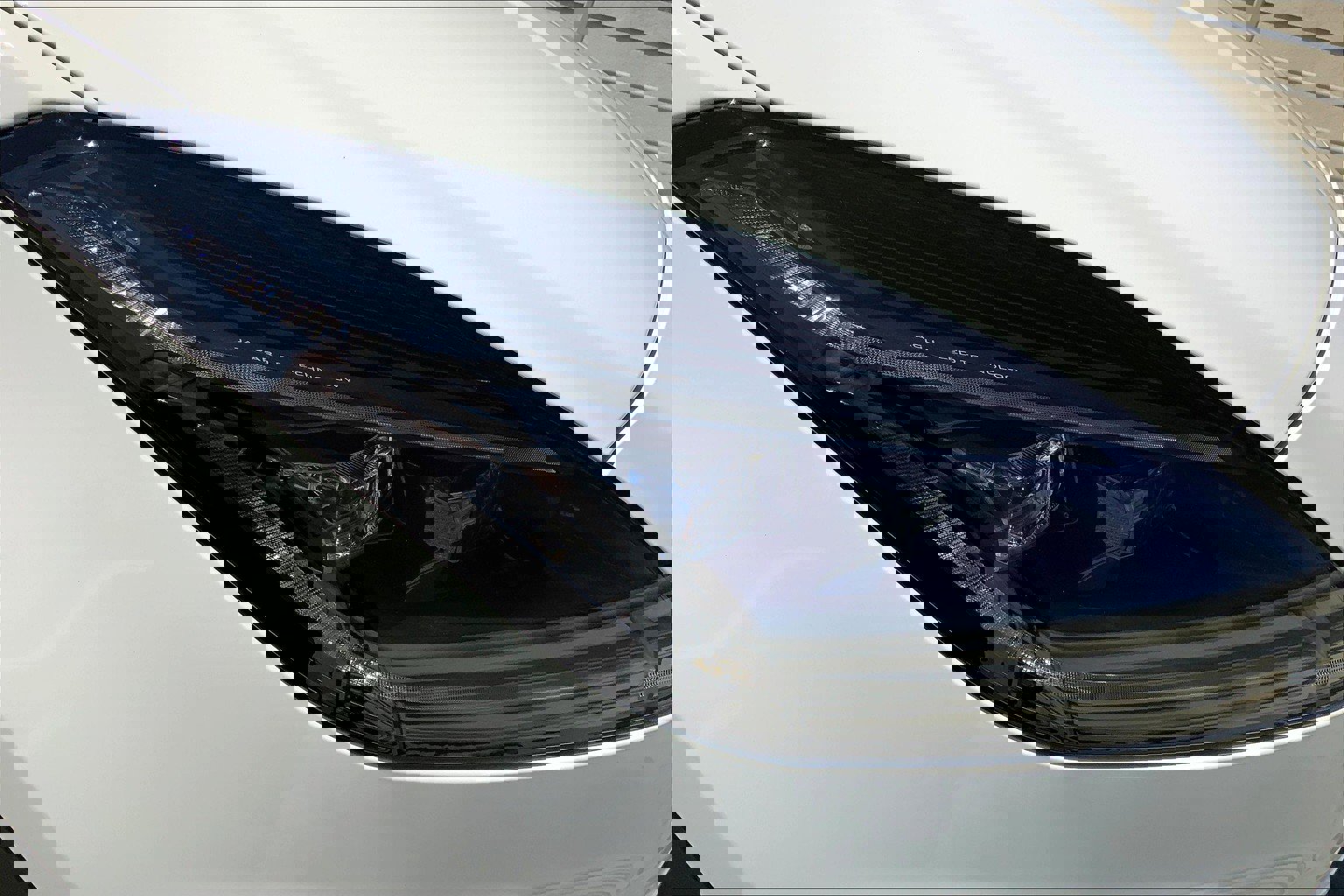 2024 Jaguar E-PACE R-Dynamic SE photo 25