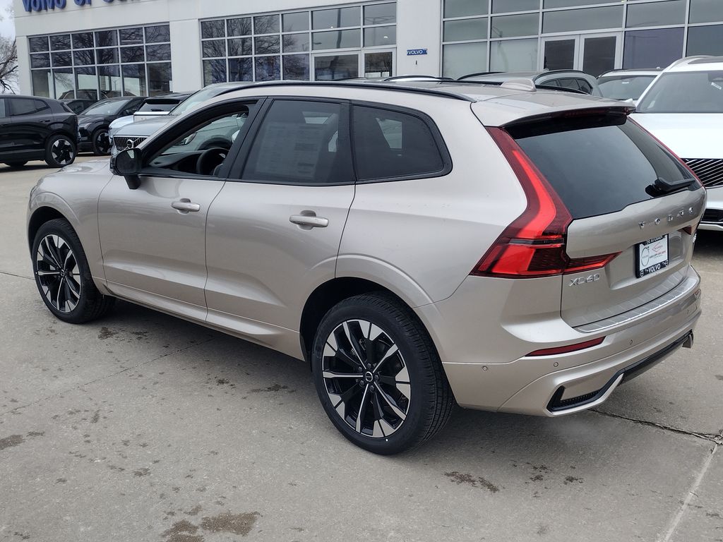 2026 VOLVO XC60 - Image 6