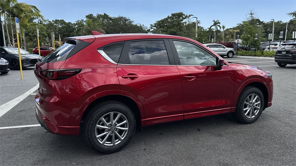 2025 Mazda CX-5 2.5 S Preferred photo 4