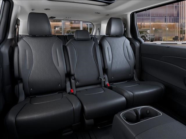 2026 Kia Carnival SX photo 15
