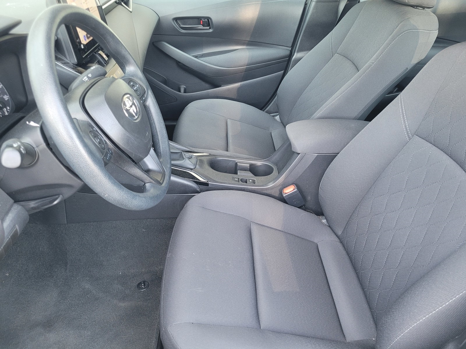 2024 Toyota Corolla LE photo 19