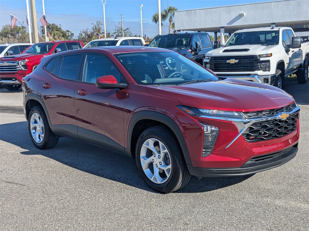 2024 Chevrolet Trax LS's photo