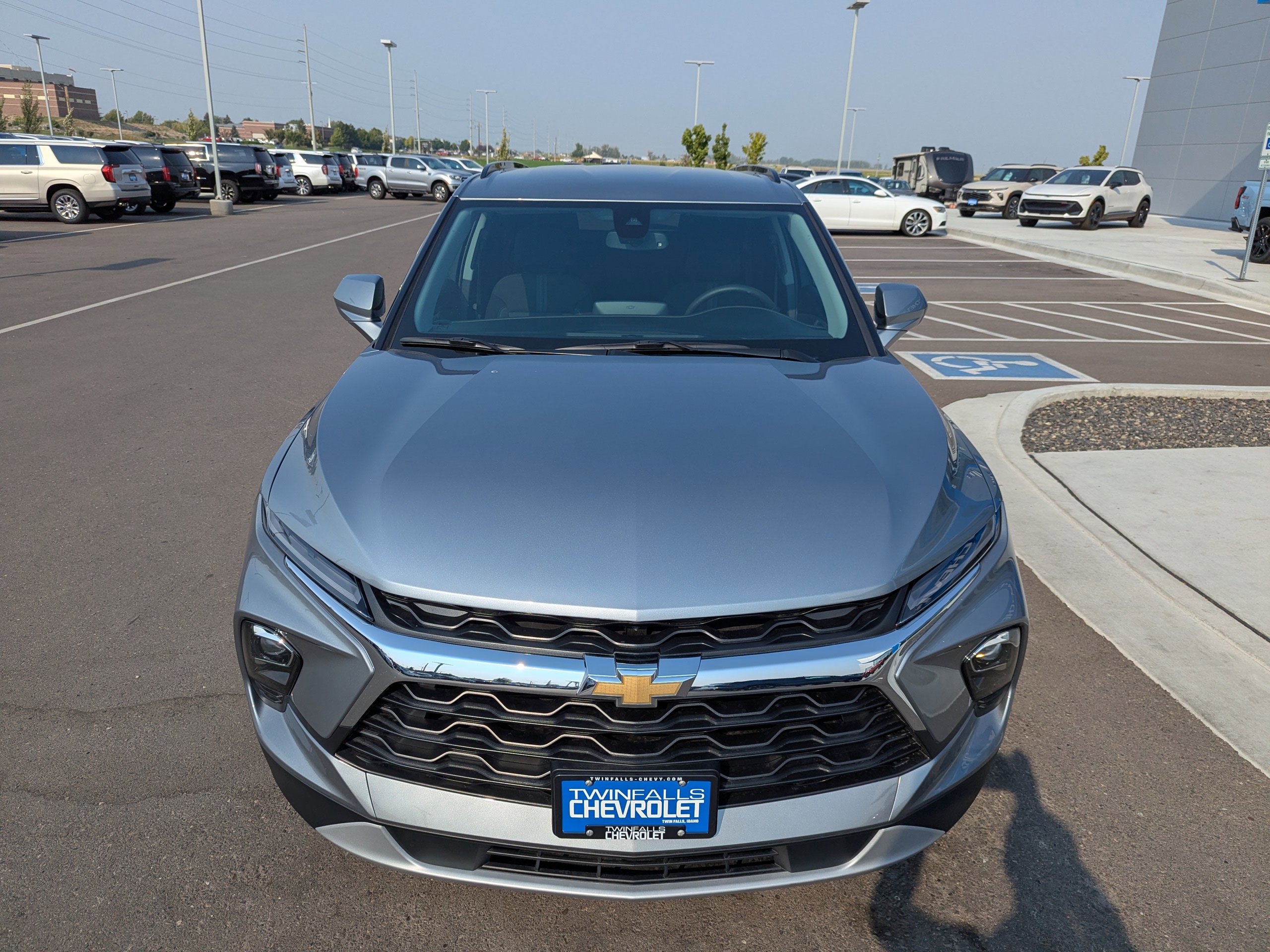 2025 Chevrolet Blazer 2LT photo 4