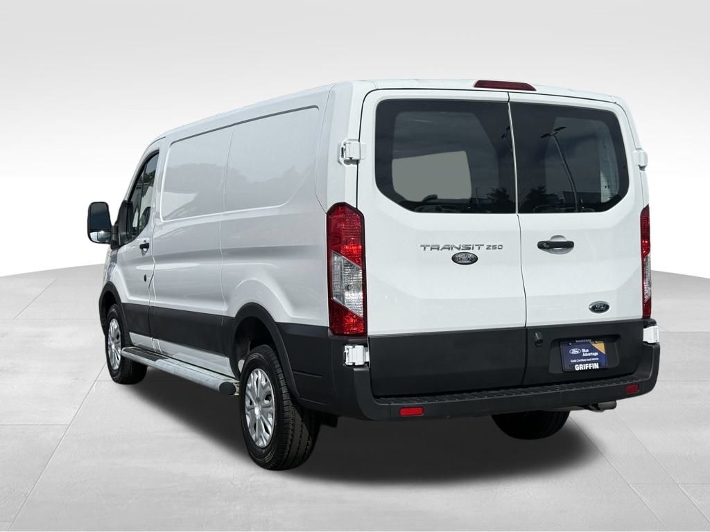 2024 Ford Transit photo 7