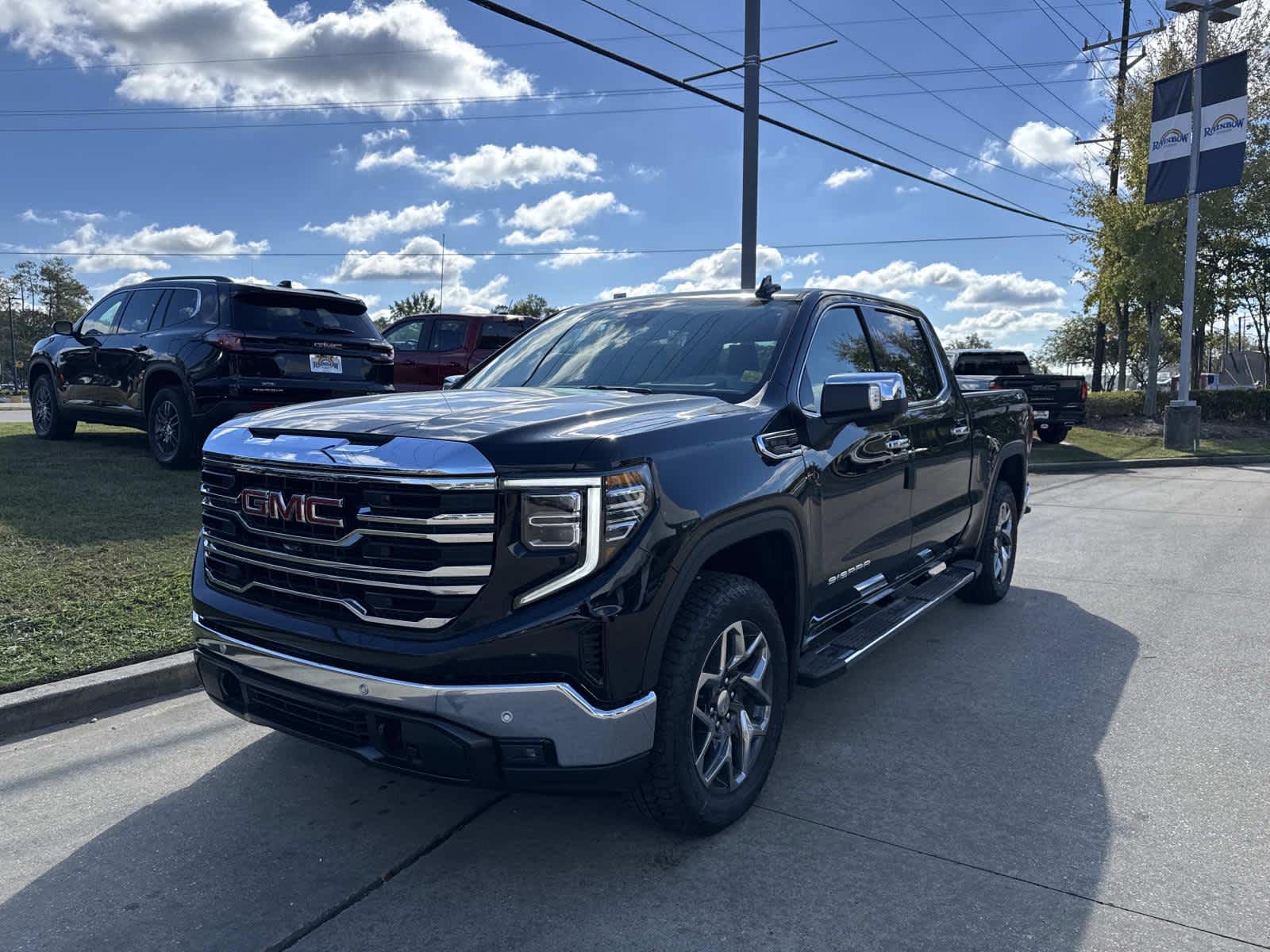2026 Gmc Sierra 1500 SLT photo 3