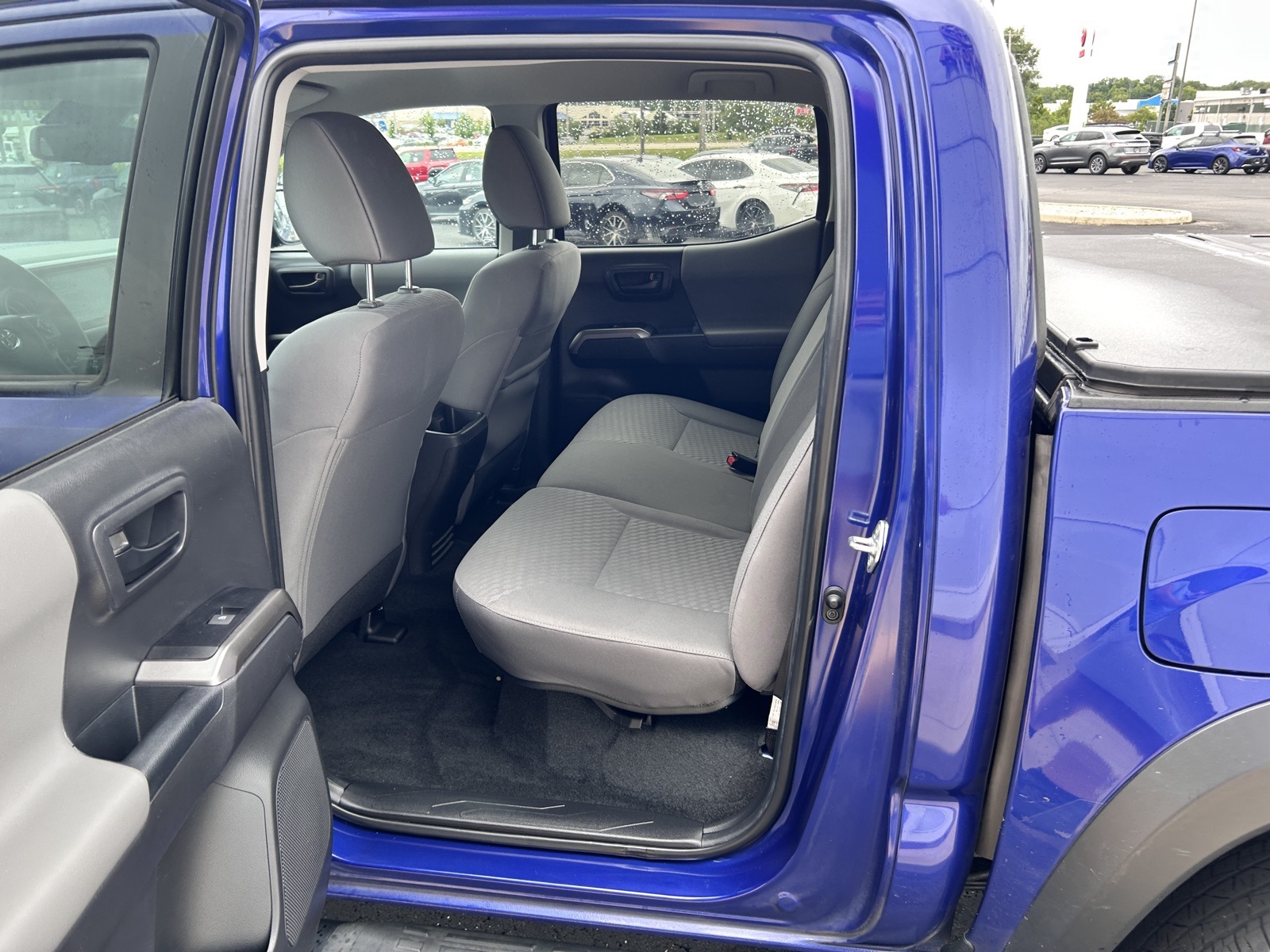 2023 Toyota Tacoma SR5 photo 16