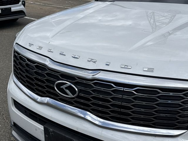 2020 Kia Telluride S photo 26