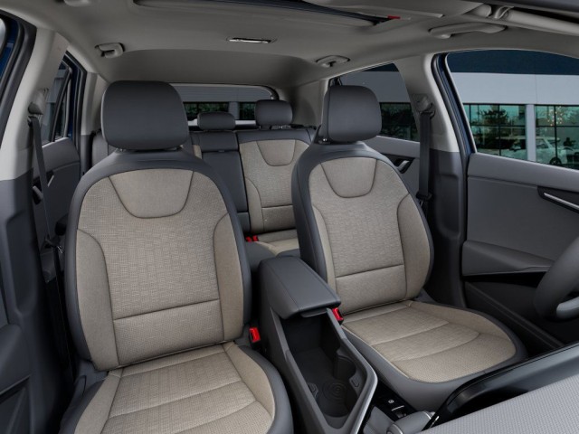 New 2025 Mineral Blue Kia SX image 15