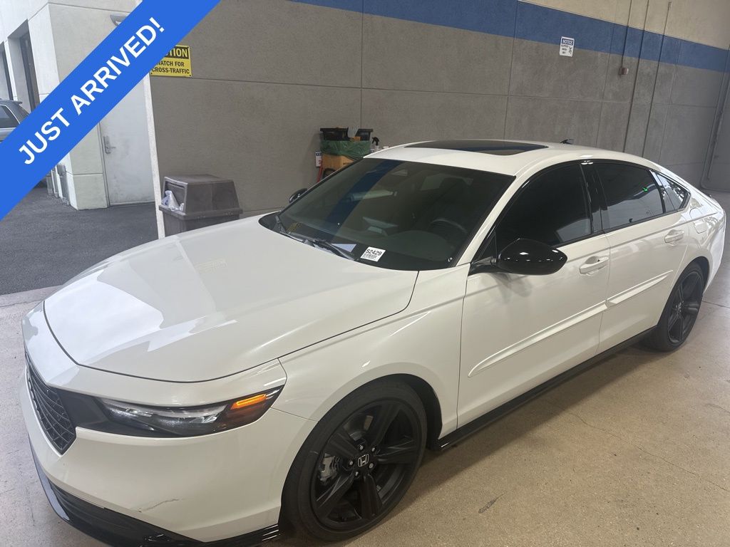 2025 Honda Accord Hybrid Sport-L's photo