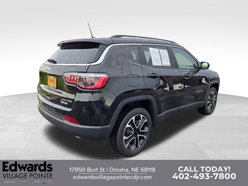 2022 Jeep Compass Limited photo 3